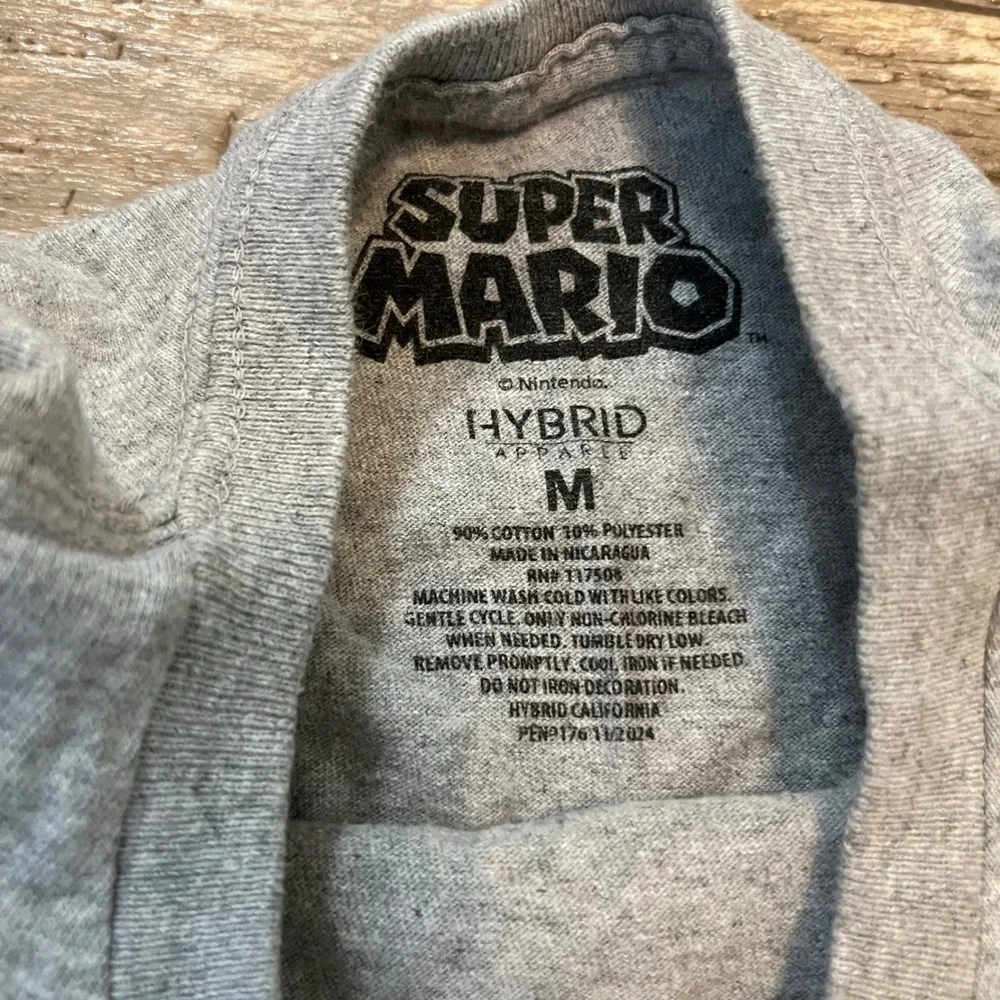 Nintendo Super Mario Luigi Kids Graphic T-Shirt‎ Gray Medium Hybrid Apparel